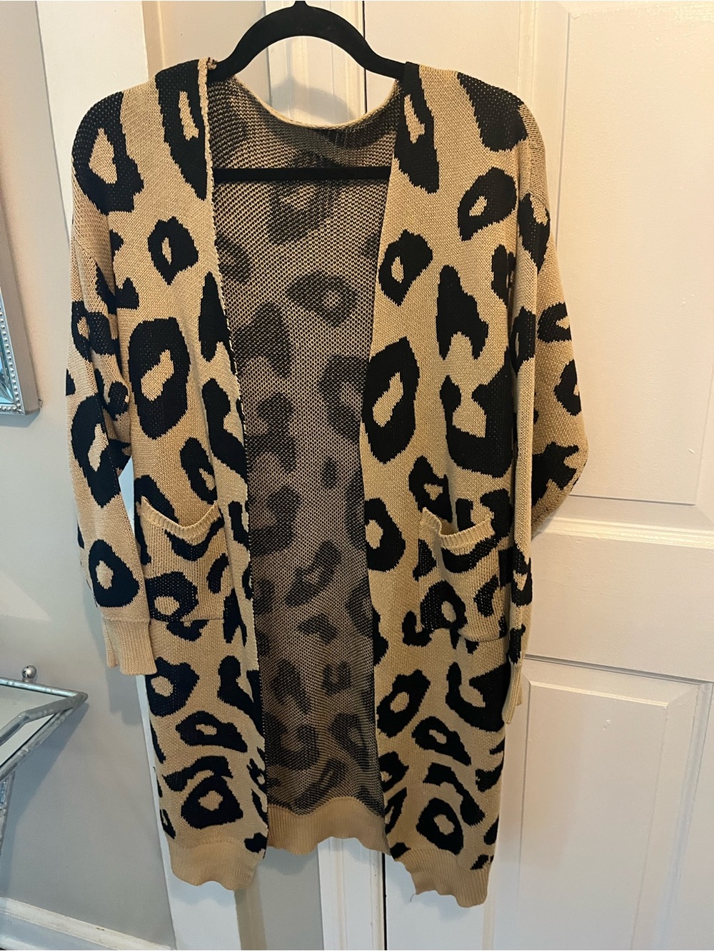 Vesti Leopard Print Open-Front Cardigan - Tan & Black